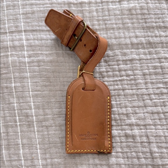Louis Vuitton Brown Leather Bag Tag - Picture 1 of 3